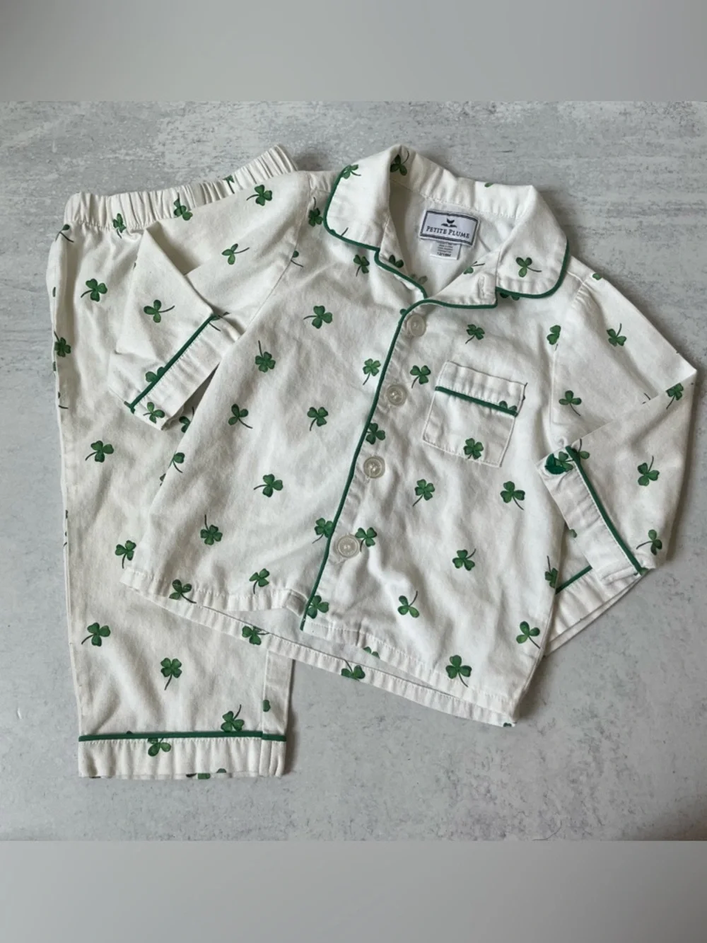Kids Petite Plume Pajama Set 12/18m White Green Clovers Button Front
